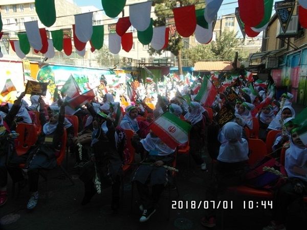 برپایی جشن بازگشایی مدارس در دارالشهدای تهران
