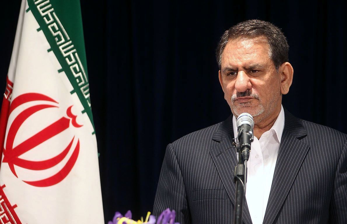 یکسره آیه یأس خواندن هنر نیست