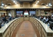 تجلیل شهردار منطقه۱۲ از خدمات متولیان حسینیه کربلایی ها در ایام محرم