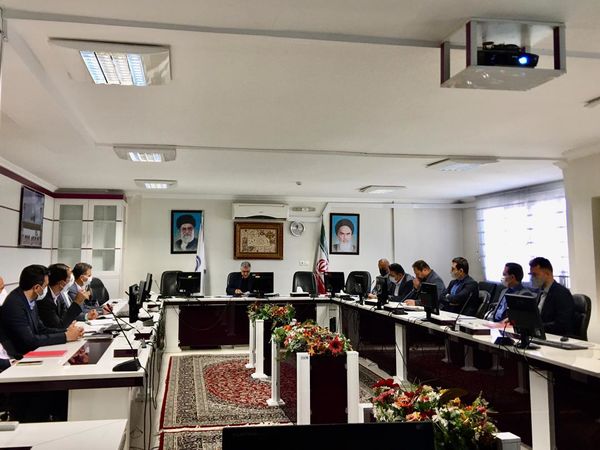 اولین گردهمایی روسای شعب منطقه فارس و بوشهربانک ایران زمین