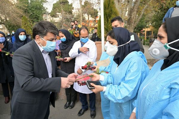 پرستاران مراکز درمانی شمال تهران تقدیر شدند


