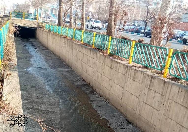 سوب‌برداری بیش از ۱۴ هزار مترمکعب از کانال‌ها، حوضچه‌ها و قنوات منطقه ۵

