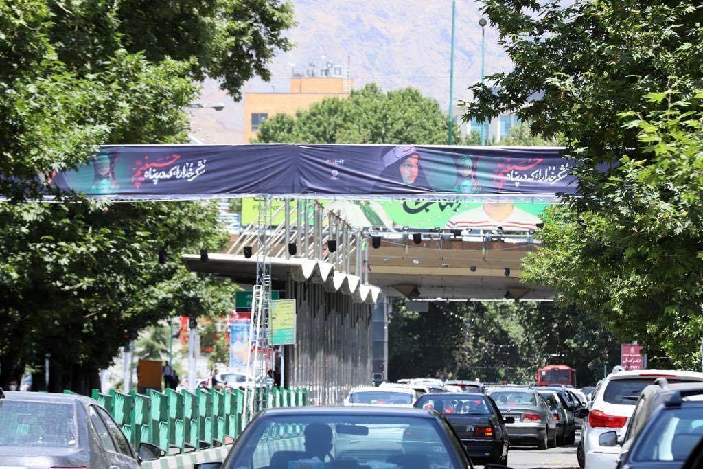 منطقه ۳ در عزای سالار شهیدان امام حسین(ع)سیاهپوش شد
