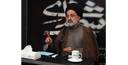 واقعه عاشورا، ایستادگی حق علیه باطل است