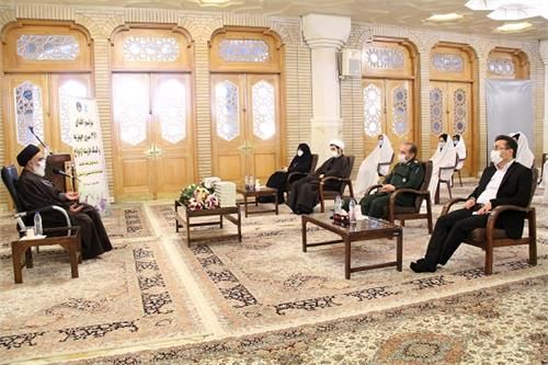 اهدای جهیزیه به نوعروسان نیازمند، مصداق شکر خداوند و خوشنودی اهل بیت (ع) است.

